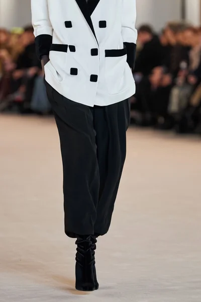 Look 214